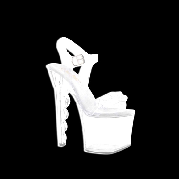 Lucite Transparent Platform Heels With Clear Lucite Chain Detailing Embelishment - Picture 1 of 8